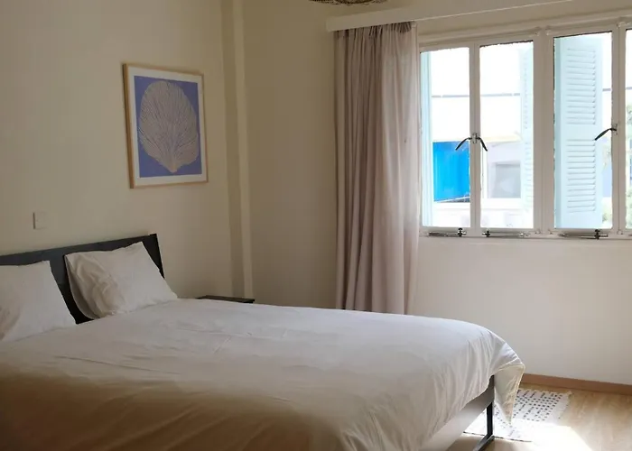 Gladstone By Tangerine