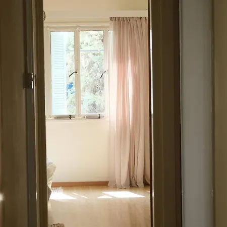 Gladstone By Tangerine ניקוסיה