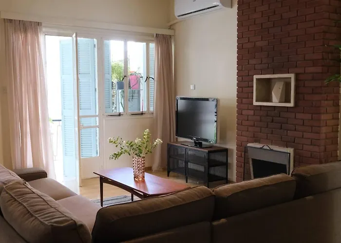 Gladstone By Tangerine